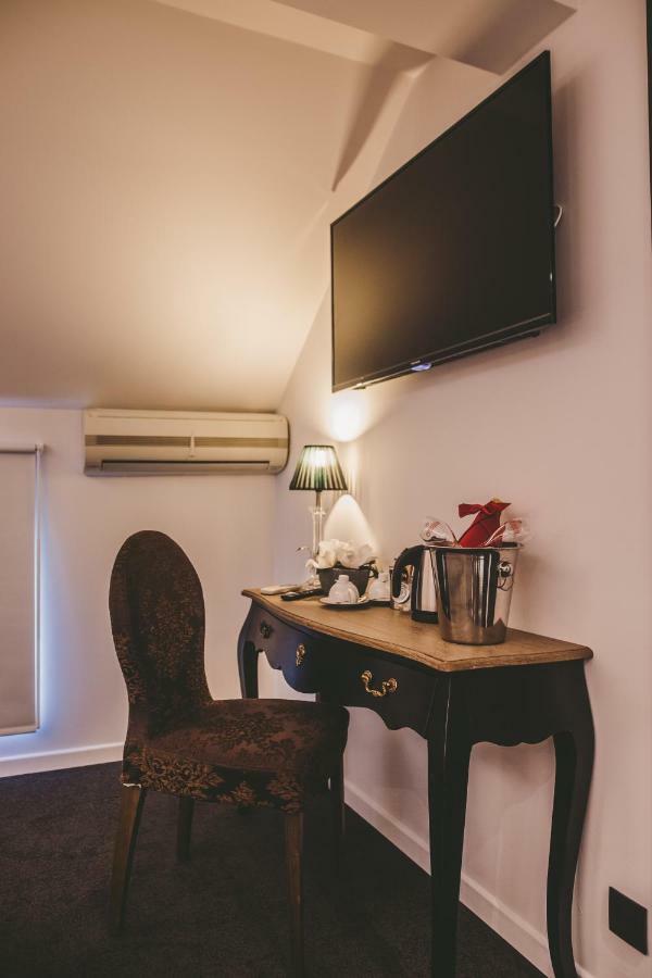 Hotel Hors-Chateau - Liege Centre Historique Luaran gambar